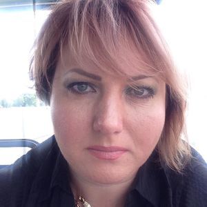 Meet your Posher, Elena